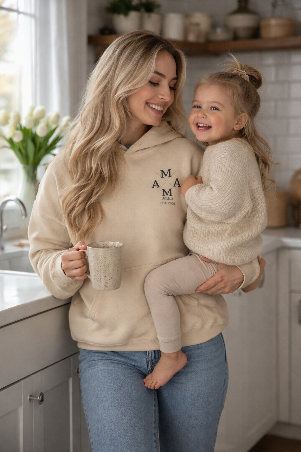 Hoodie „MAMA – Personalisiert“